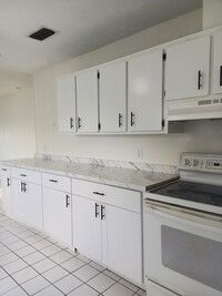 Building Photo - 4034 Ruth Rd