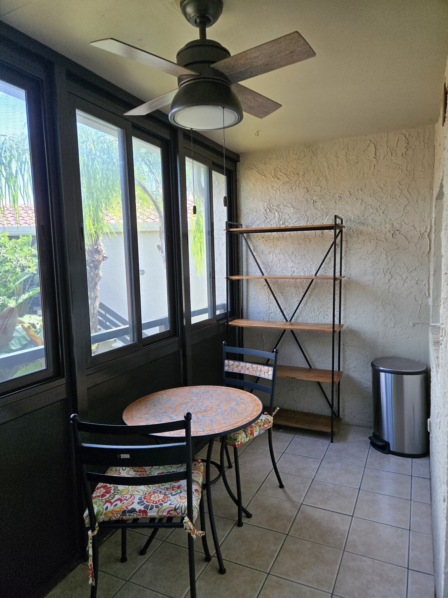 Building Photo - 5242 NE 6th Ave