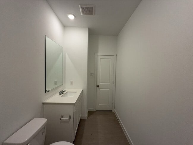 Building Photo - 537 Ml Trce Wy