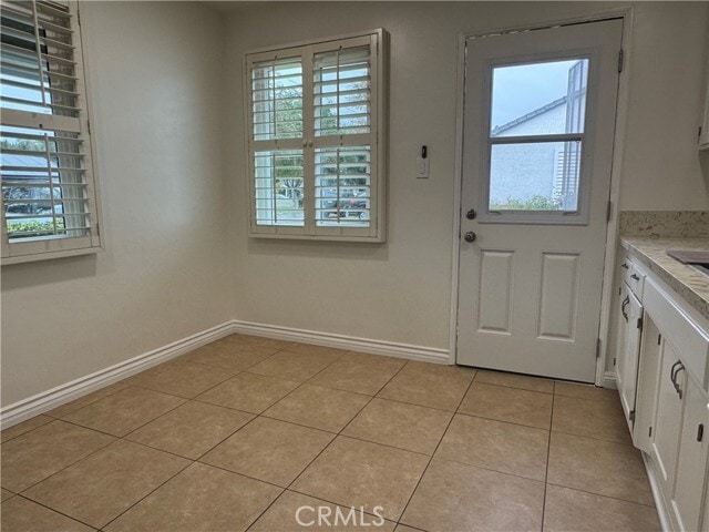 Building Photo - 3618 E La Jara St