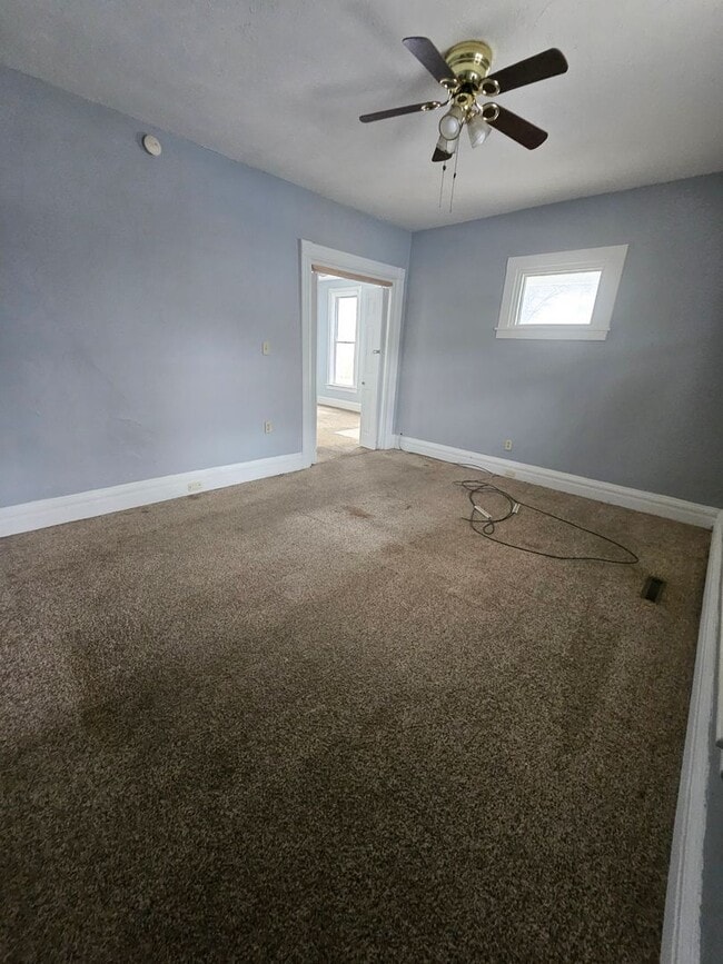 Building Photo - Four bedroom single family home Lower East Side