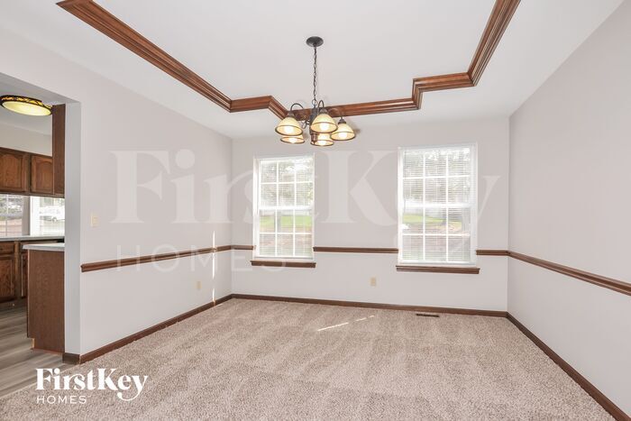Building Photo - 1722 Treetop Dr