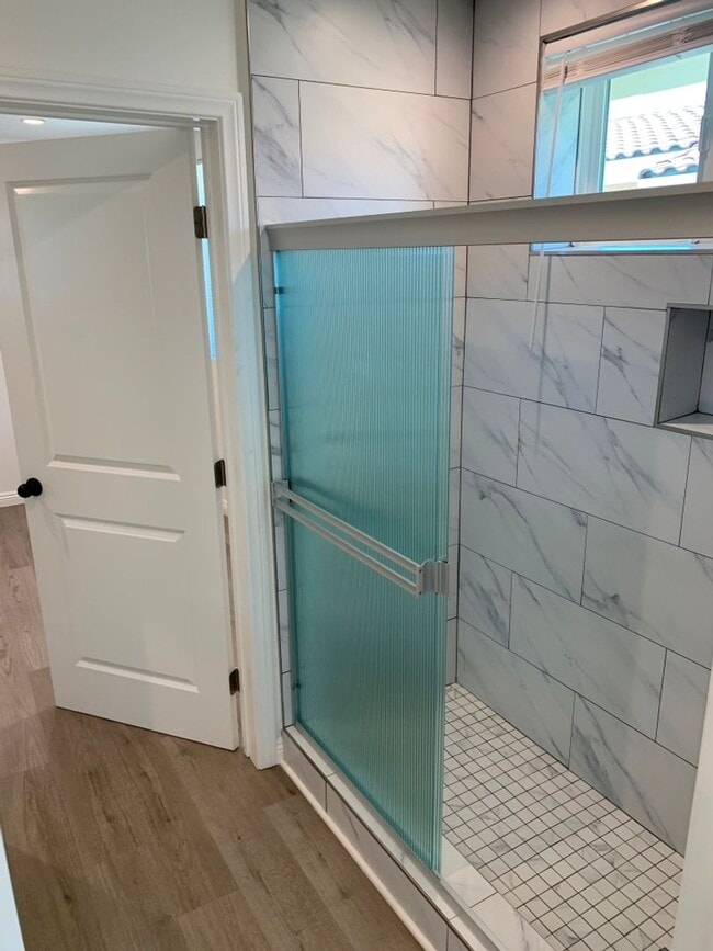 Building Photo - Upgraded 4+3.5 in Sylmar w/backyard + garage!