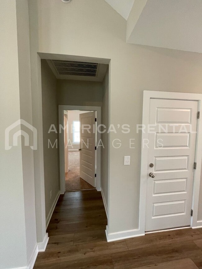 Building Photo - Home for Rent in Eastaboga, AL!!  Available to View!!!