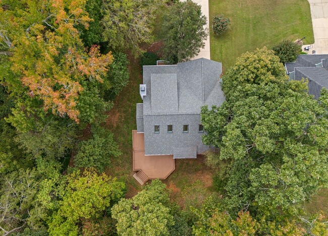 Building Photo - Pittsboro Three Bedroom Home with Large bonus August Availability!