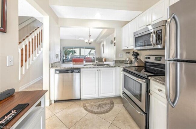 Building Photo - 1044 Woodshire Ln