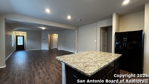 Building Photo - 9826 Marbach Gdn