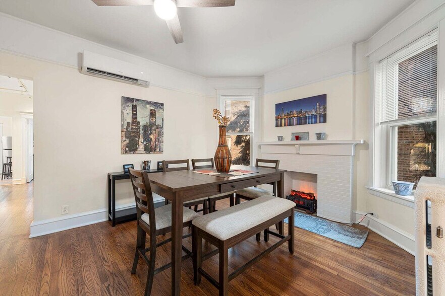 Building Photo - 6229 N Wayne Ave