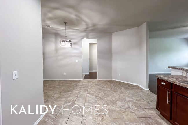 Building Photo - 2901 Cider Mill Ln