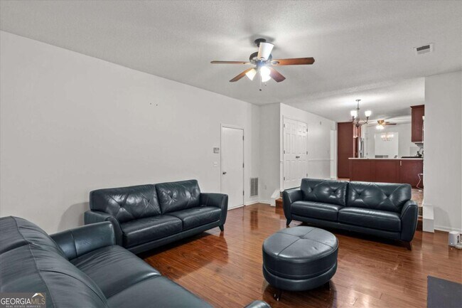 Building Photo - 285 Cascade Rise Ct SW