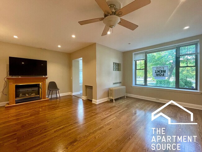 Primary Photo - 2541 W Logan Blvd