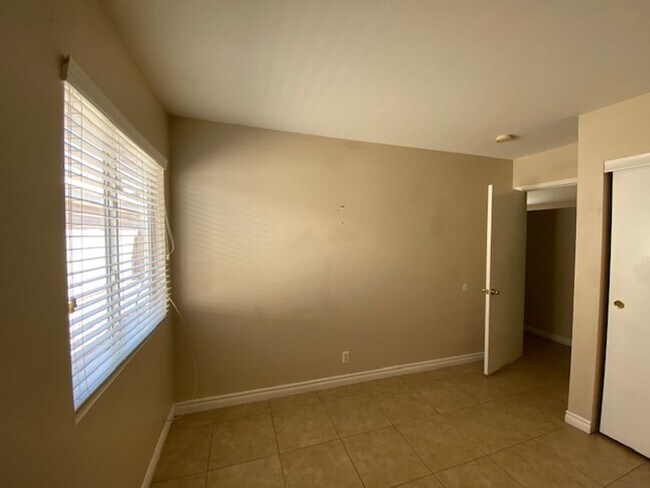 Building Photo - 3736 Smoking Gun Ct