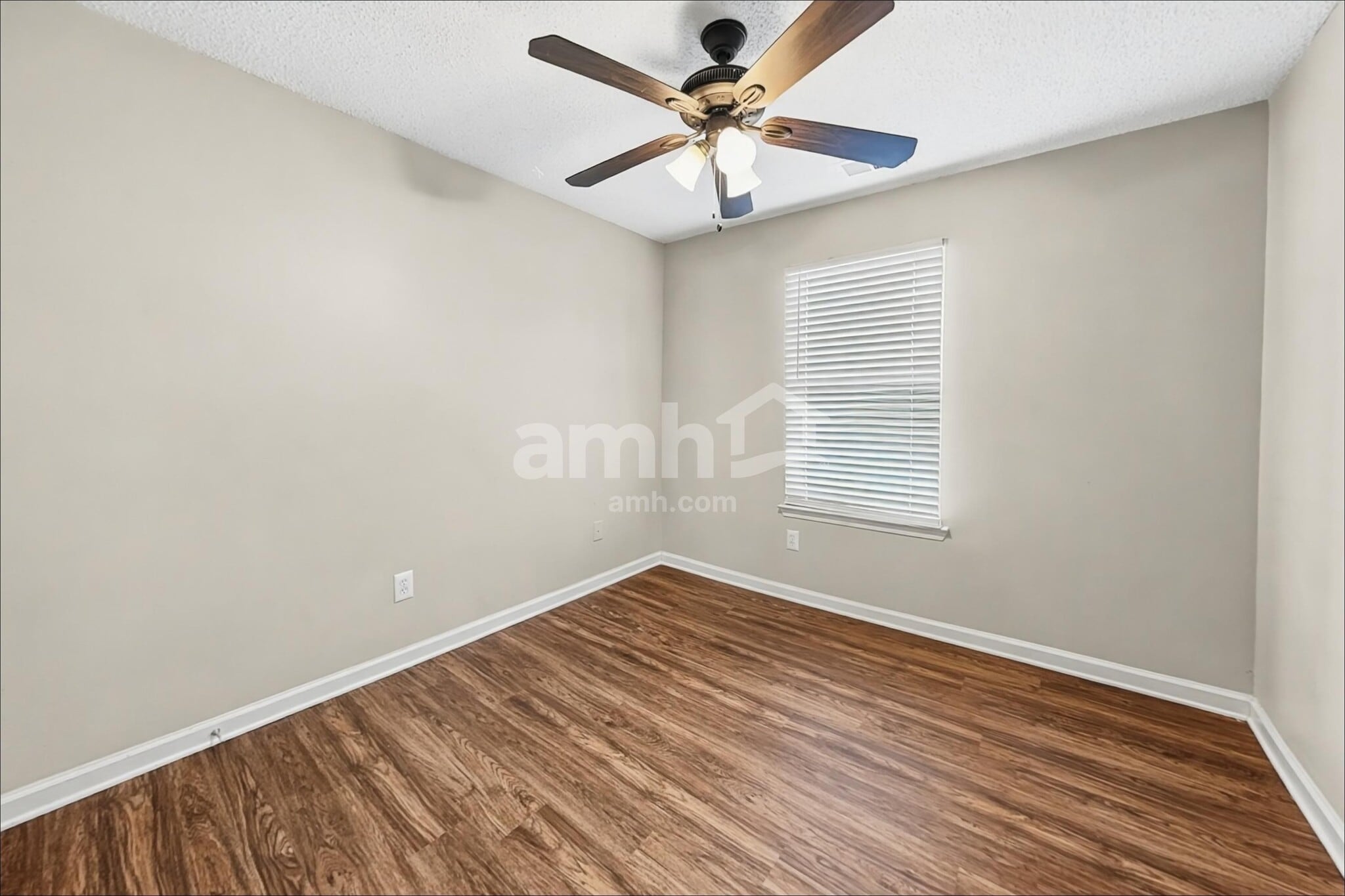 Building Photo - 3276 Peach Ct NW