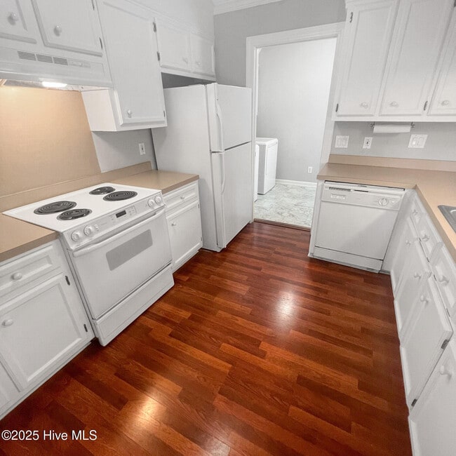 Building Photo - 1676 Crawfords Pointe Dr
