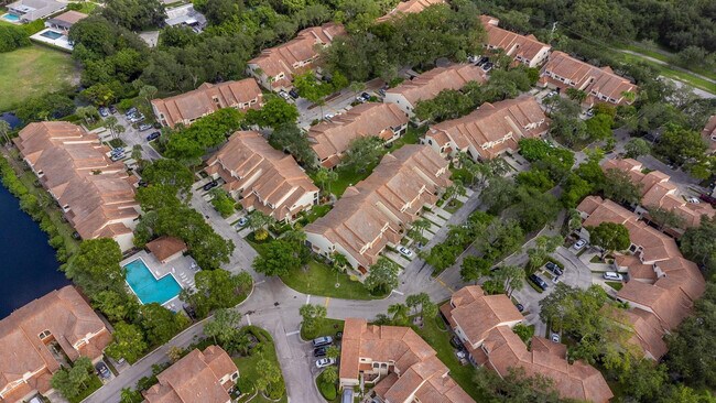 Building Photo - 3351 Emerald Oaks Dr