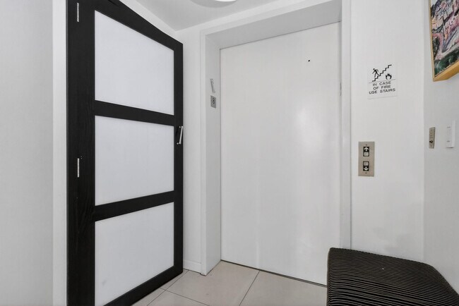 Building Photo - 9595 Collins Ave