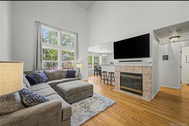Building Photo - 13056 Harrison Dr