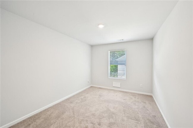 Building Photo - 4437 Ben Hill Rd