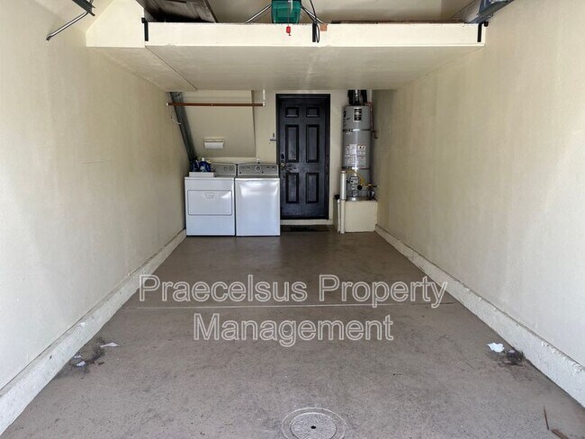 Building Photo - 2541 Garnet Peak Rd