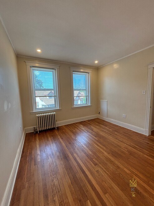 Building Photo - 84 Sutherland Rd