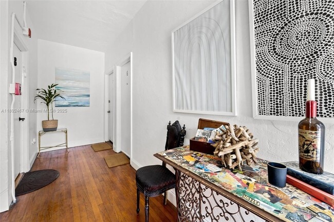 Building Photo - 1005 Meridian Ave