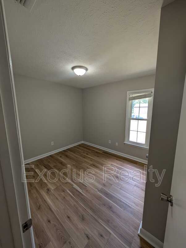Building Photo - 6443 Rutherglen Dr