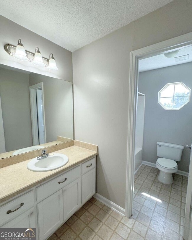 Building Photo - 104 Sugar Maple Way