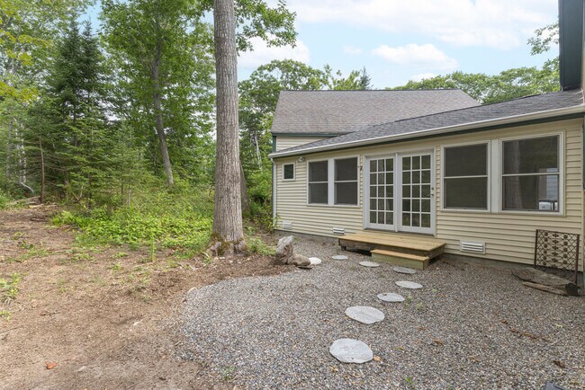 Building Photo - 53 Hannaford Cove Rd