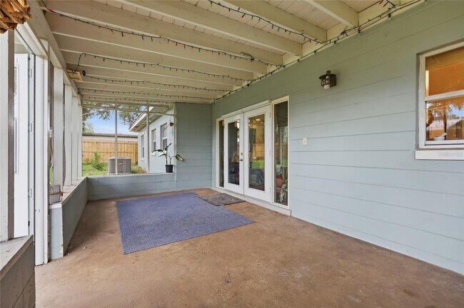 Building Photo - 712 Malone Dr