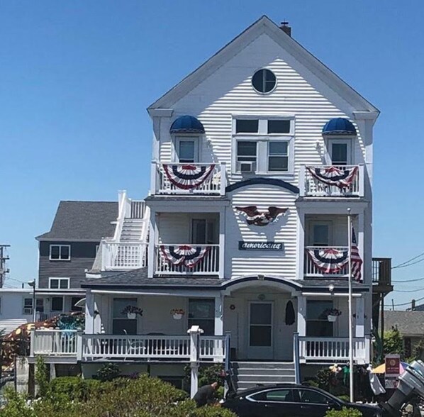 Front of Building - 61 Ocean Blvd