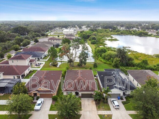 Building Photo - 10530 Medford Lakes Dr