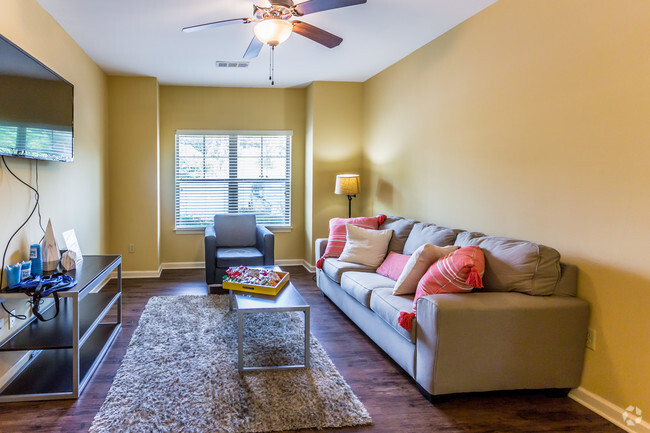 Taylor Bend Apartments - Oxford, MS | Apartment Finder