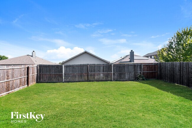 Building Photo - 8817 Tenderfoot Ln