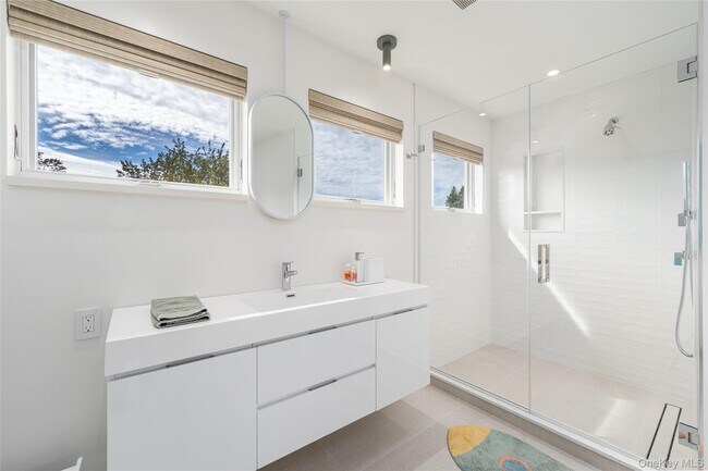 Building Photo - 610 Wildberry Ln