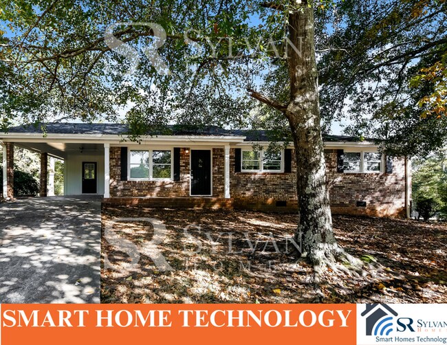 Building Photo - Do not miss out on the incredible opportun...