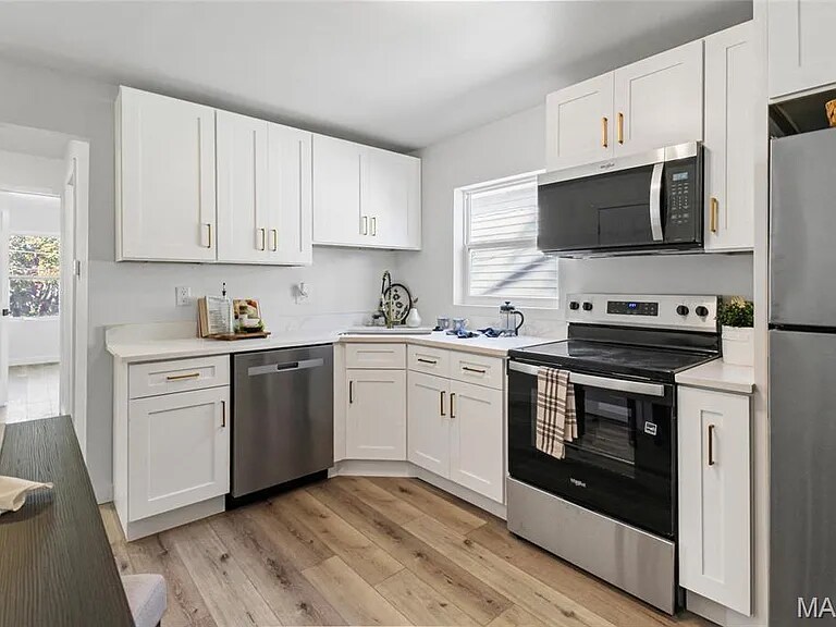 Building Photo - 8600 Mathilda Ave