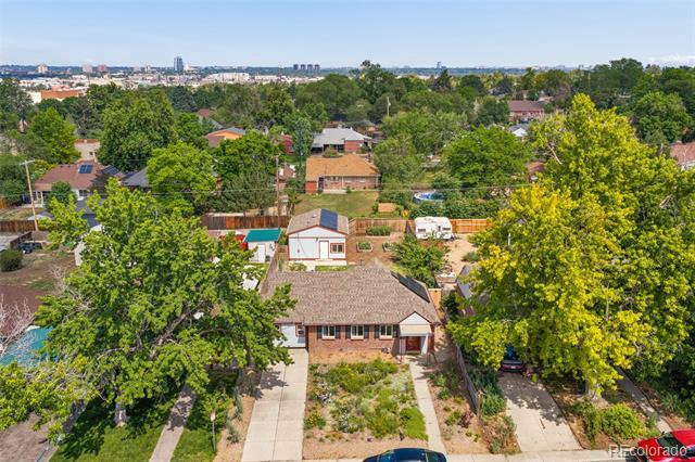 Building Photo - 556 S Canosa Ct