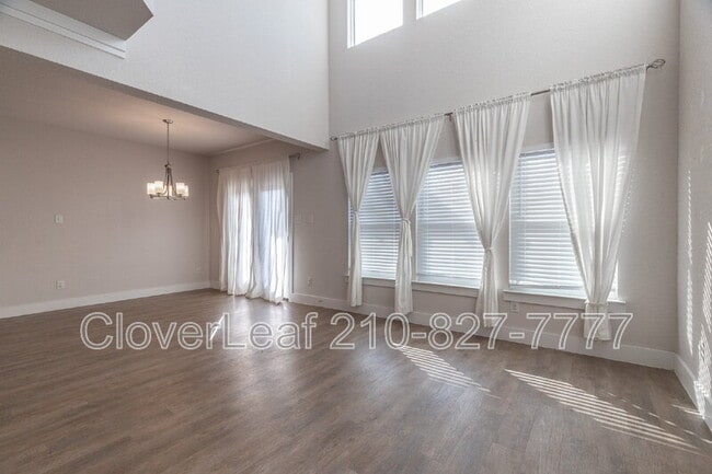 Building Photo - 272 Sapphire Dr