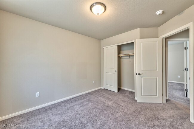 Building Photo - 3939 Lambent Ave