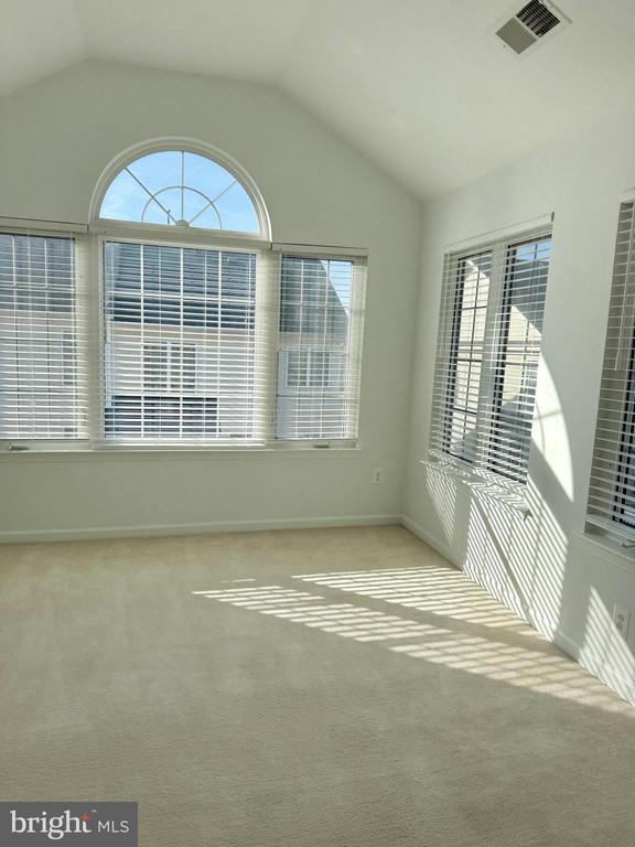 Building Photo - 25207 Bald Eagle Terrace