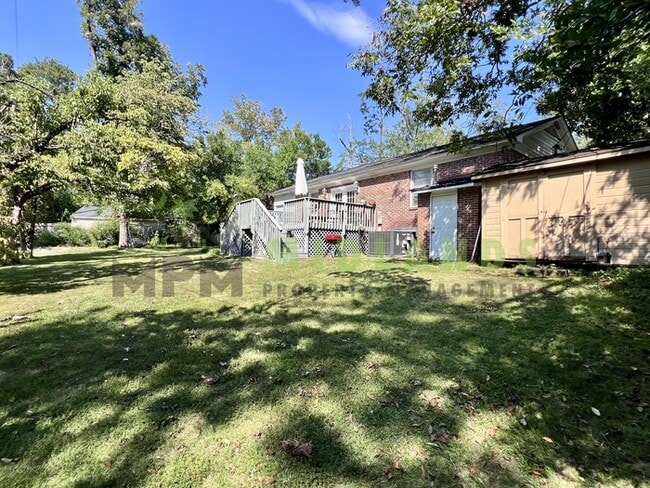 Building Photo - 3410 Hanson Ave