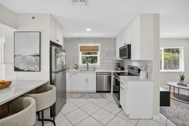 Building Photo - Southwest 23rd Street, Fort Lauderdale, FL 33315 - 2 BR 2 BA single-family home