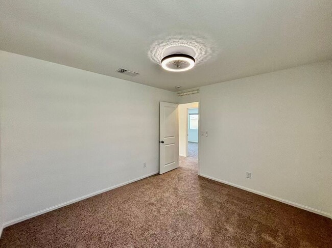 Building Photo - Brand New 4BR + Loft | 2-Car Garage