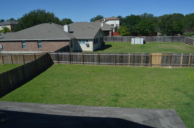 Building Photo - 509 Lakota Ln