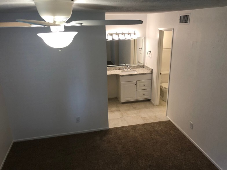 Master Bedroom - 5300 Keller Springs Rd