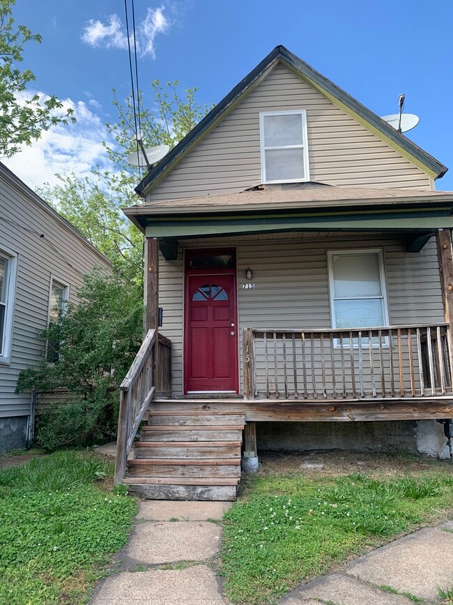 Building Photo - 715 Doddridge St