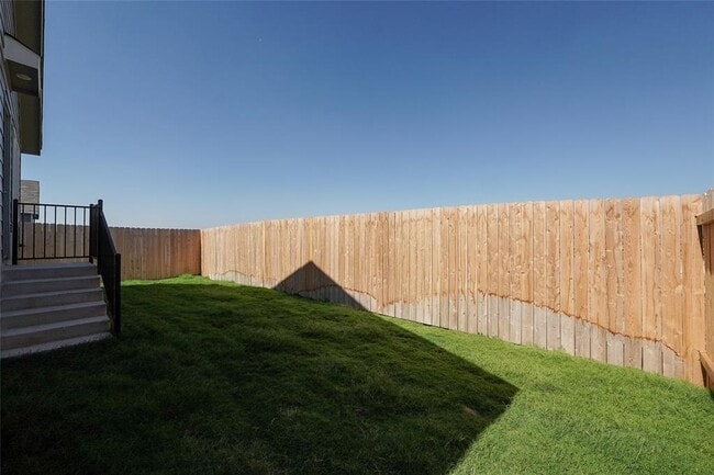 Building Photo - 308 Cowpoke Dr