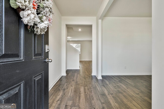 Building Photo - 166 Woodbrook Trl