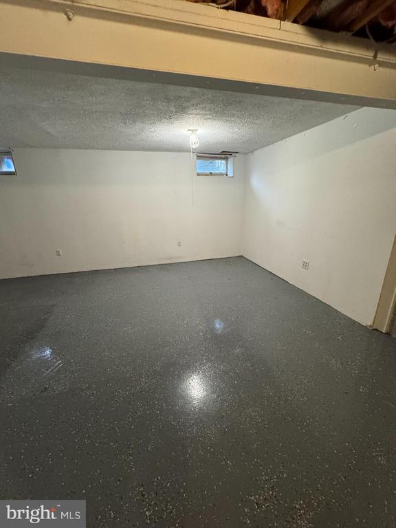 Building Photo - 9730 Red Clover Ct