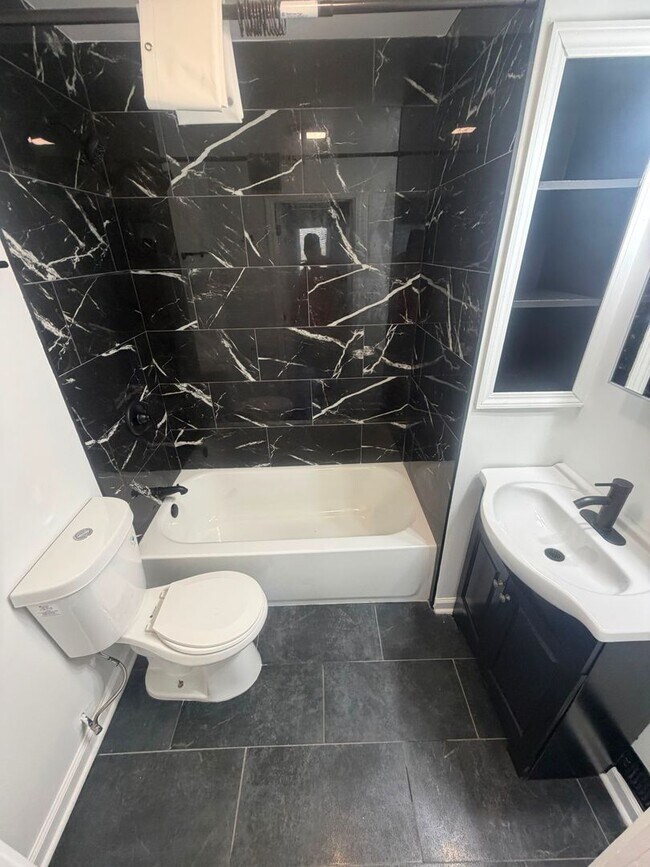 Building Photo - Newly Renovated 3 Bedroom • 1 Bathroom Home